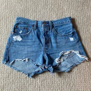 Levi's 501 Original Fit High Rise Women's Shorts Medium Wash
